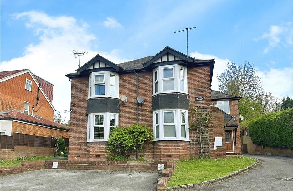 1 bedroom apartment for sale - London Road, High Wycombe, HP11 - Property View 1