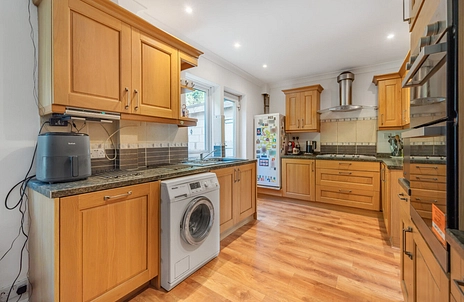 3 bedroom house for sale - Hawthorne Road, High Wycombe, HP13 - Property View 3