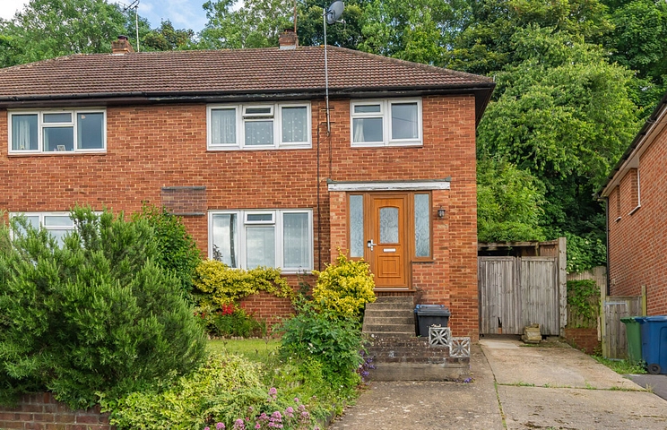 3 bedroom house for sale - Hawthorne Road, High Wycombe, HP13
