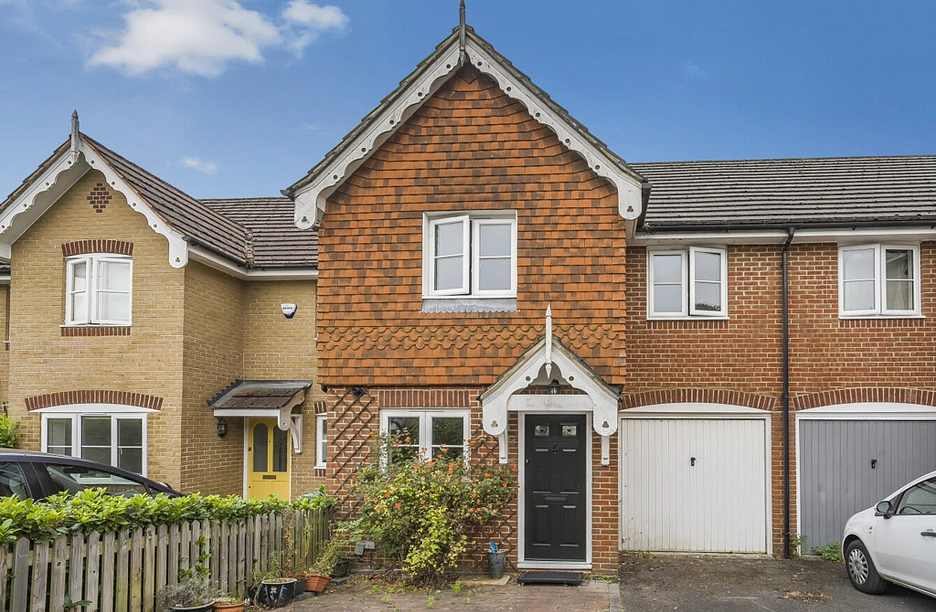 3 bedroom house for sale - Redgrave Place, Marlow, SL7 - Property View 1