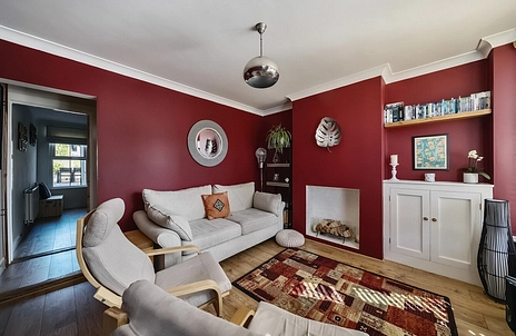 3 bedroom house for sale - West Wycombe Road, High Wycombe, Buckinghamshire, HP12 - Property View 2