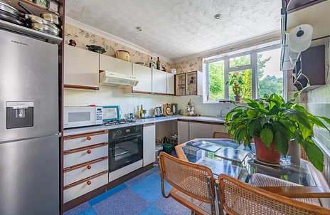 2 bedroom house for sale - Wayside, High Wycombe, Buckinghamshire, HP13 - Property View 2