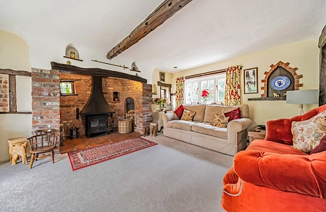 3 bedroom house for sale - Main Road, Naphill, High Wycombe, Buckinghamshire, HP14 - Property View 2