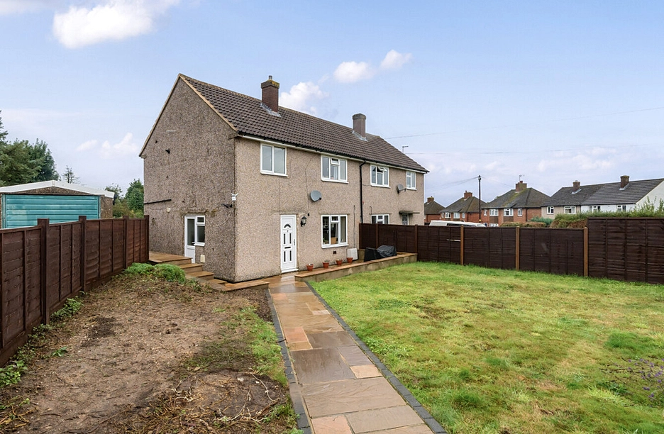 3 bedroom house for sale - Widdenton View, Lane End, High Wycombe, Buckinghamshire, HP14 - Property View 1