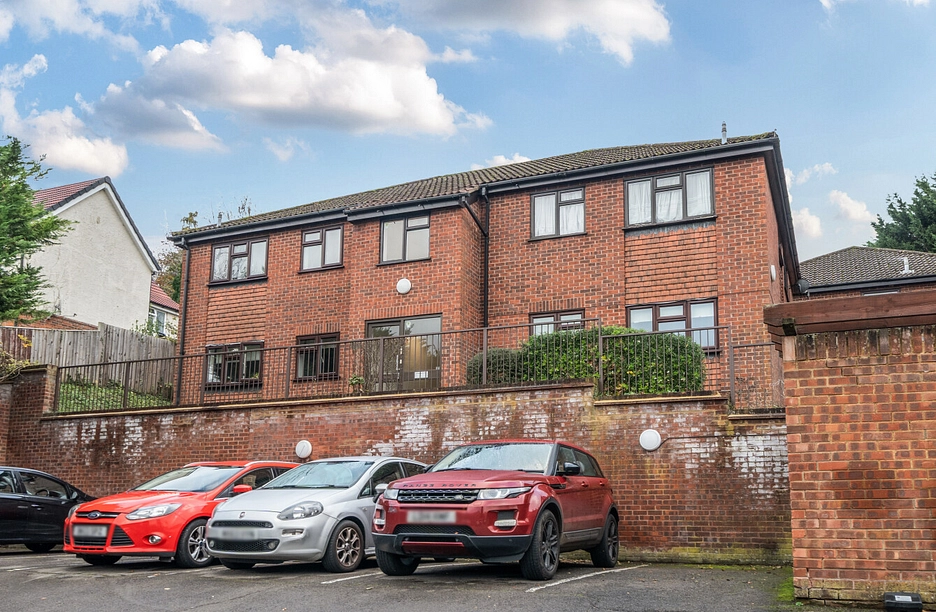 2 bedroom apartment for sale - Kaybridge Close, High Wycombe, Buckinghamshire, HP13 - Property View 1