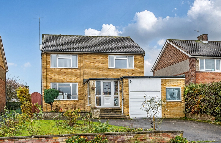 4 bedroom house for sale - Carver Hill Road, High Wycombe, Buckinghamshire, HP11