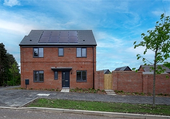 3 bedroom house to rent - Wheldon Lane, Crowthorne, Berkshire, RG45 - Property View 1