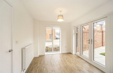 3 bedroom property to rent - Wilks Road, Crowthorne, RG45 - Property View 2