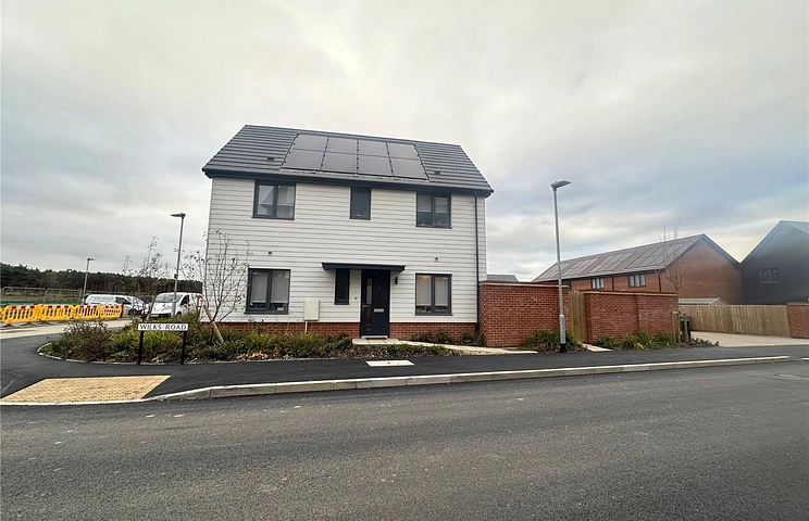 3 bedroom property to rent - Wilks Road, Crowthorne, RG45