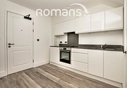 bungalow to rent - Lyon Way, Frimley, Camberley, Surrey, GU16 - Property View 2
