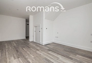 bungalow to rent - Lyon Way, Frimley, Camberley, Surrey, GU16 - Property View 4