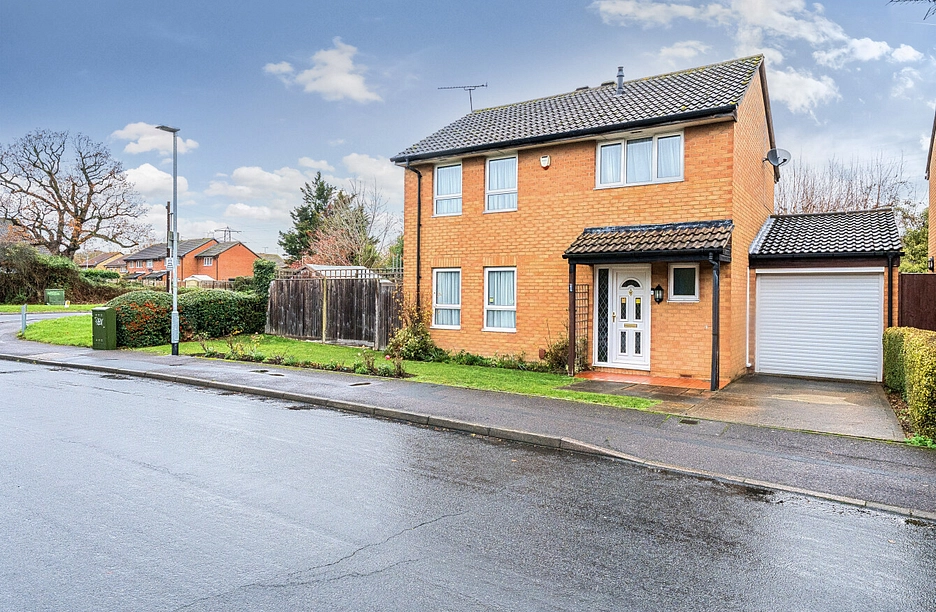 4 bedroom house for sale - Huntingdon Close, Lower Earley, Reading, Berkshire, RG6 - Property View 1