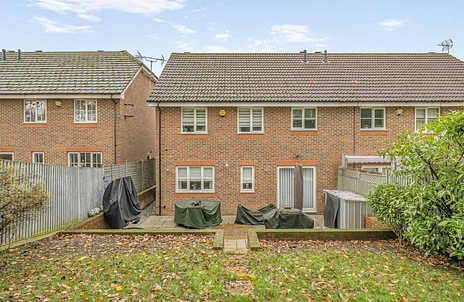 4 bedroom house for sale - Woodcock Court, Three Mile Cross, Reading, Berkshire, RG7 - Property View 2