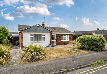2 bedroom bungalow for sale - Saffron Close, Earley, Reading, Berkshire, RG6 - Property View 1