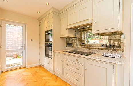 3 bedroom bungalow for sale - Farm Road, Maidenhead, Berkshire, SL6 - Property View 3