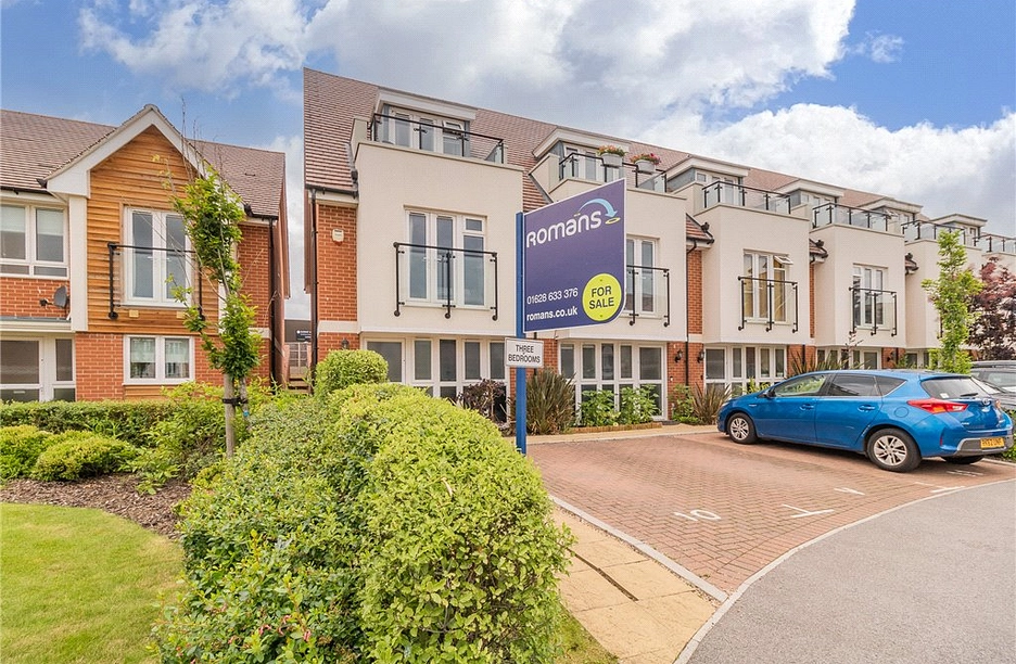 3 bedroom house for sale - Kensal Green Drive, Maidenhead, SL6 - Property View 1