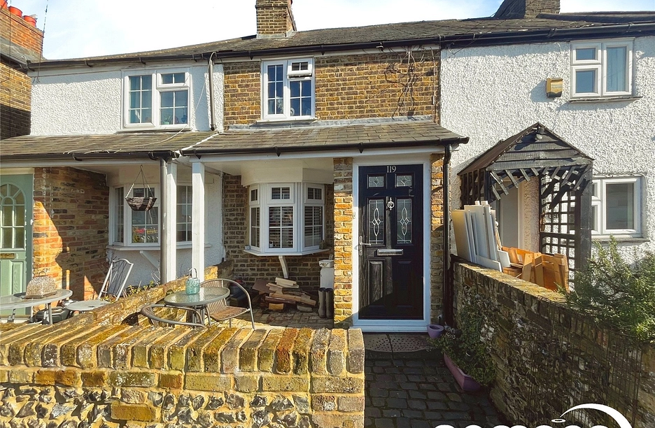 2 bedroom house for sale - Westborough Road, Maidenhead, Berkshire, SL6 - Property View 1