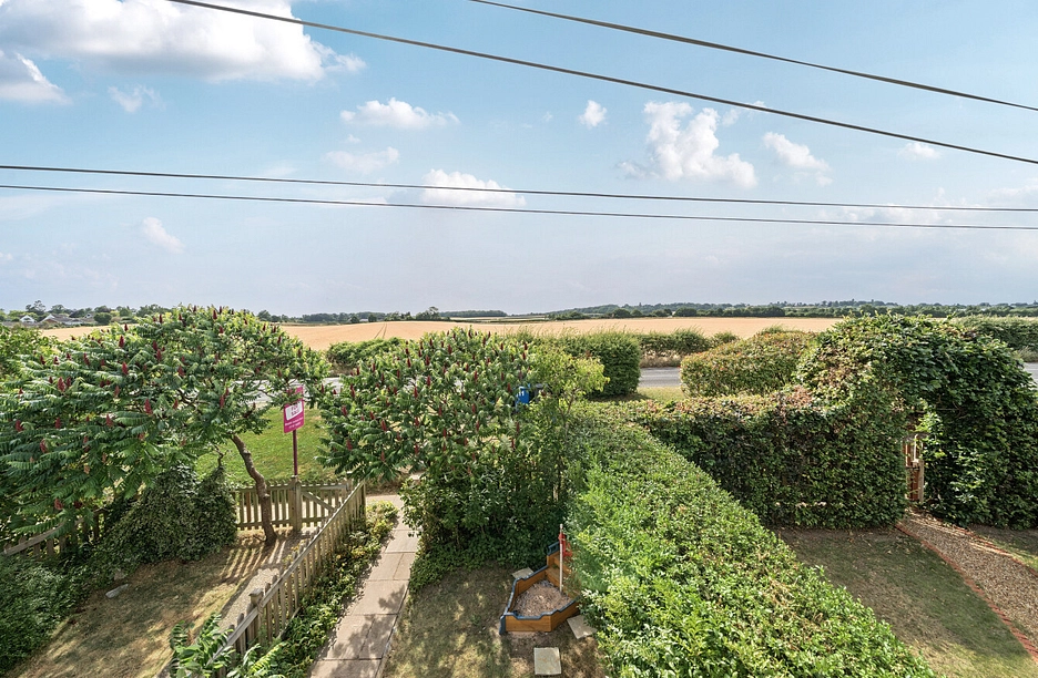 2 bedroom house for sale - Maidenhead Road, Maidenhead, Berkshire, SL6 - Property View 1