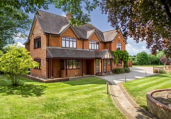 6 bedroom house for sale - Butchers Lane, White Waltham, Maidenhead, Berkshire, SL6 - Property View 1