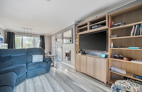 3 bedroom house for sale - Hare Shoots, Maidenhead, Berkshire, SL6 - Property View 2