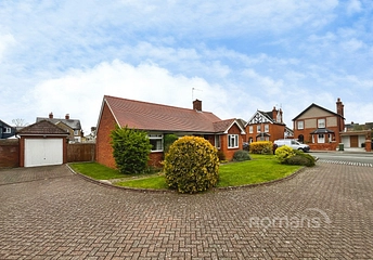 3 bedroom bungalow for sale - Taylors Court, Maidenhead, Berkshire, SL6 - Property View 1