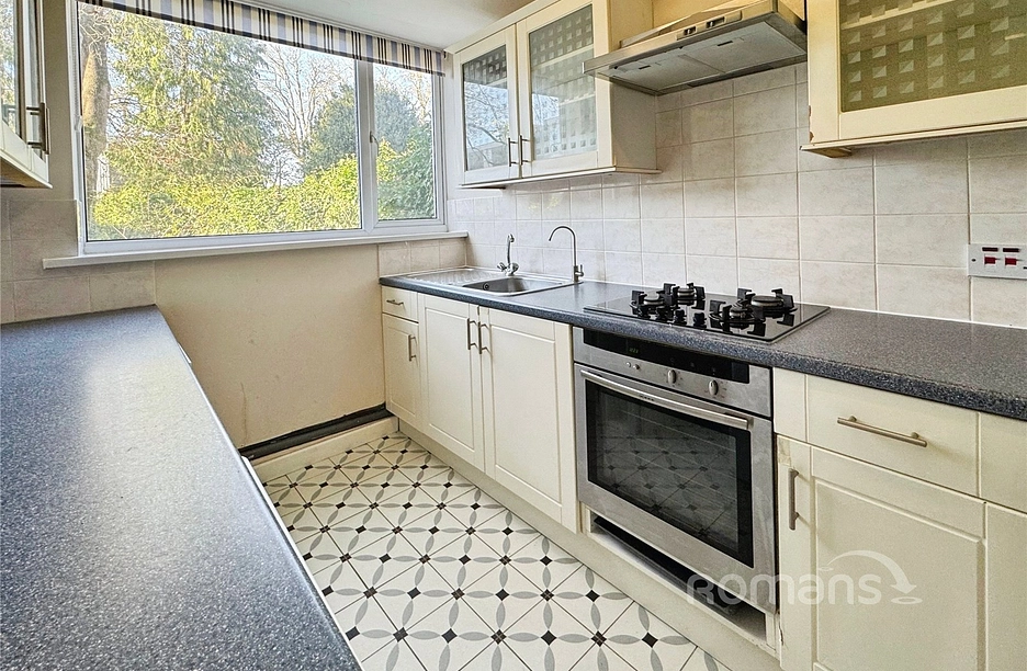 2 bedroom apartment to rent - Dunwood Court, Boyn Valley Road, Maidenhead, SL6 - Property View 1