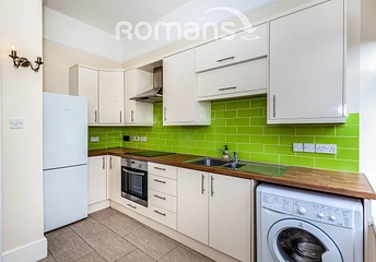 2 bedroom apartment to rent - Firfield, Holyport Road, Maidenhead, SL6 - Property View 1