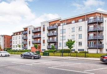 2 bedroom apartment to rent - Burghley Court, Kingsquarter, Maidenhead, SL6 - Property View 1