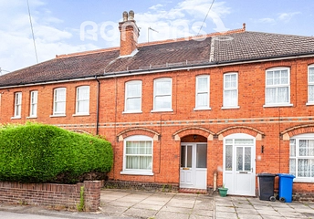 2 bedroom house to rent - Wellington Road, Maidenhead, SL6 - Property View 1
