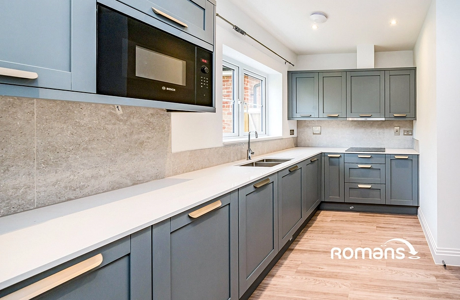 4 bedroom house to rent - Oakdale Road, Maidenhead, Berkshire, SL6 - Property View 1