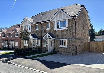 3 bedroom house for sale - London Road, Ascot, RG12 - Property View 1