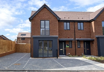 3 bedroom house for sale - Buckler's Park, Wheldon Lane, Crowthorne, Berkshire, RG45 - Property View 1