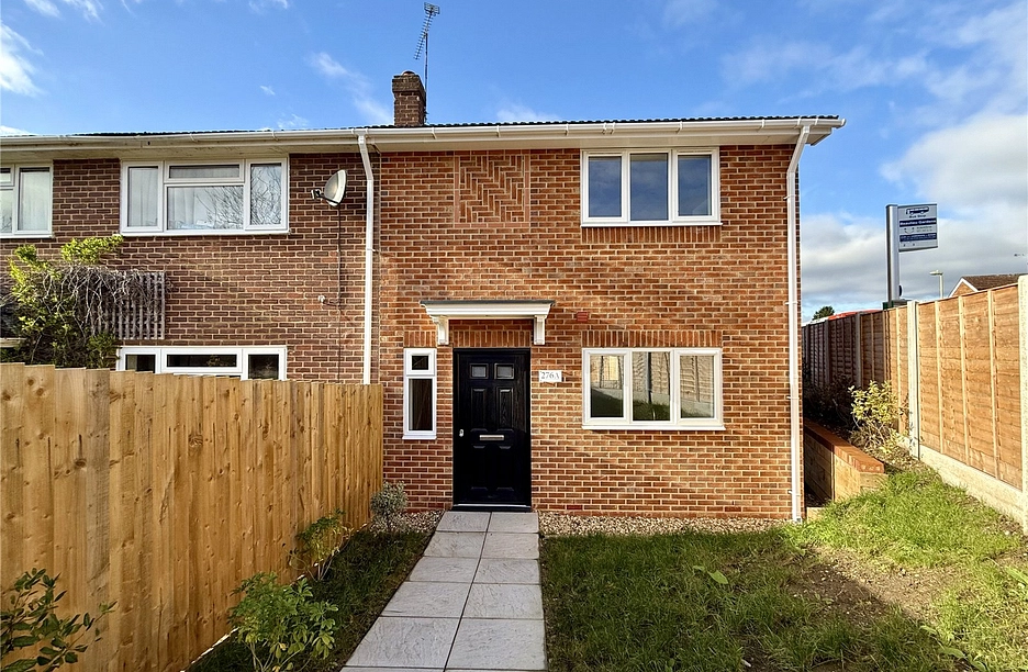 2 bedroom house for sale - Blackwater, Camberley, Hampshire, GU17 - Property View 1