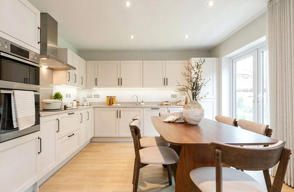 4 bedroom house for sale - Kempshott Hill, Kempshott, Basingstoke, Hampshire, RG23 - Property View 1