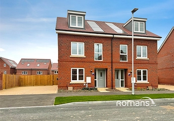 3 bedroom house for sale - Willow Green, Harvest Ride, Warfield, Berkshire, RG42 - Property View 1