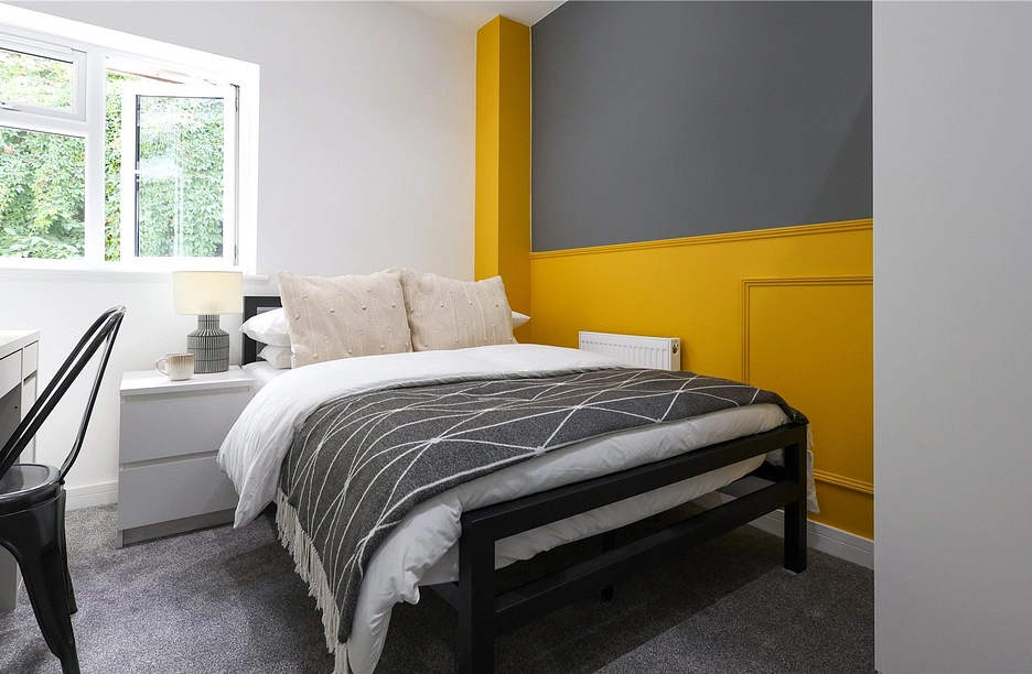 6 bedroom house to rent - Wavell Way, Winchester, Hampshire, SO22 - Property View 1