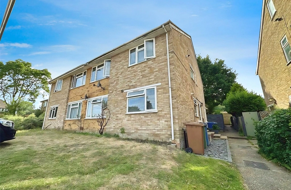 2 bedroom maisonette to rent - Heron Close, Ascot, Berkshire, SL5 - Property View 1