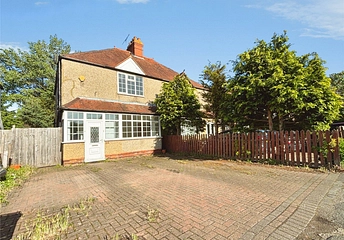 3 bedroom house for sale - Basingstoke Road, Reading, Berkshire, RG2 - Property View 1