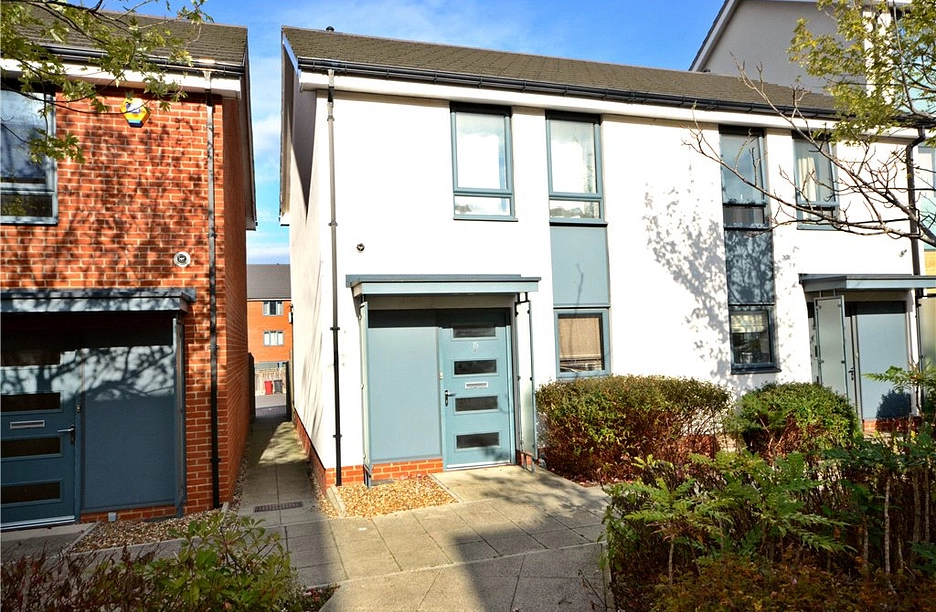 2 bedroom house for sale - Puffin Way, Reading, Berkshire, RG2 - Property View 1