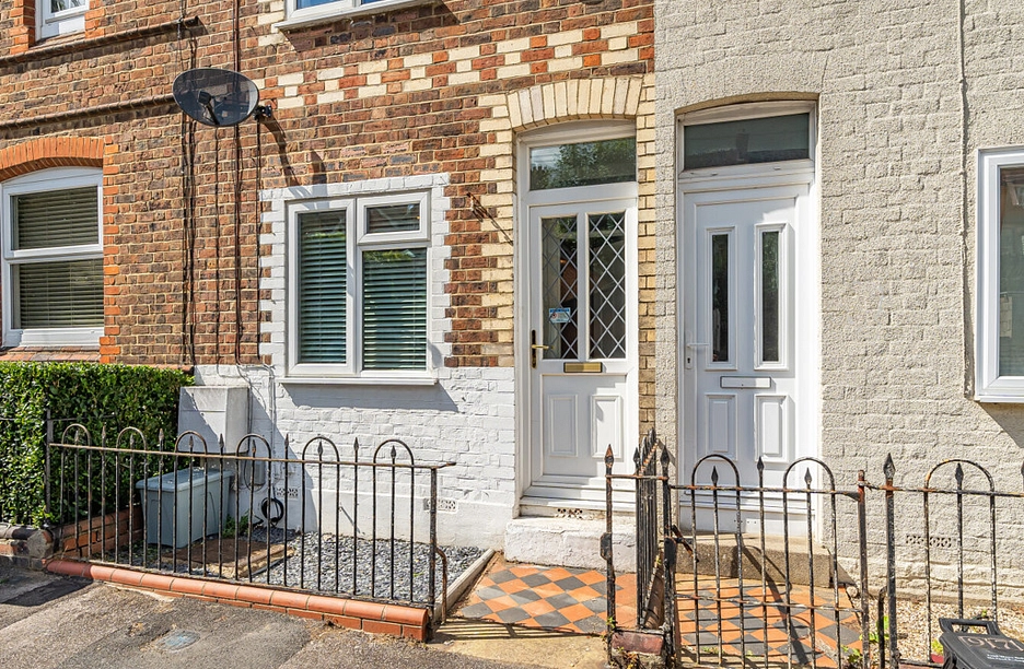 2 bedroom house for sale - Alpine Street, Reading, Berkshire, RG1 - Property View 1
