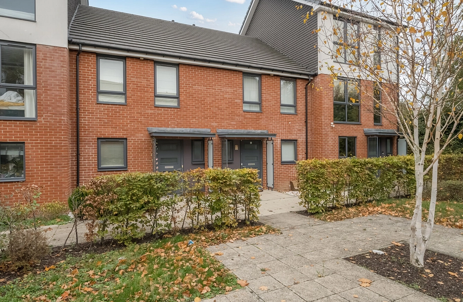 3 bedroom house for sale - Woolhampton Way, Reading, Berkshire, RG2 - Property View 1