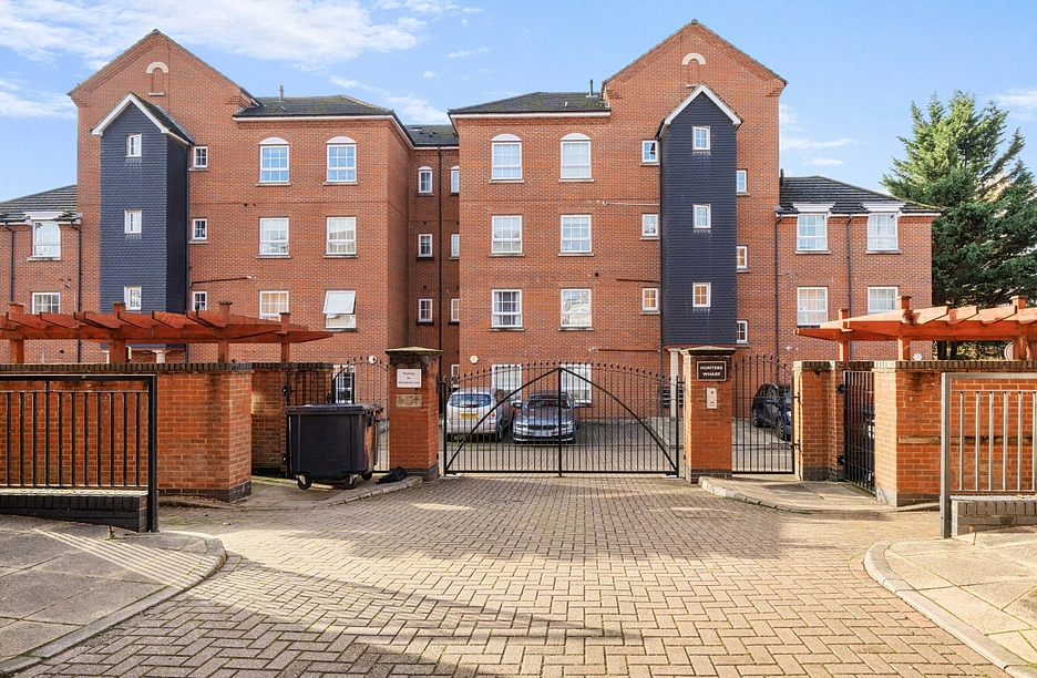 2 bedroom apartment for sale - Katesgrove Lane, Reading, Berkshire, RG1 - Property View 1