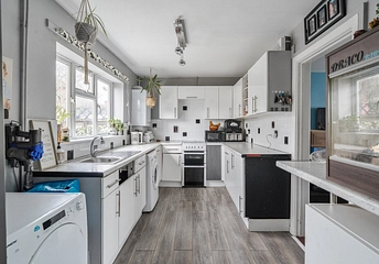 2 bedroom house for sale - Thurlestone Gardens, Reading, Berkshire, RG2 - Property View 1