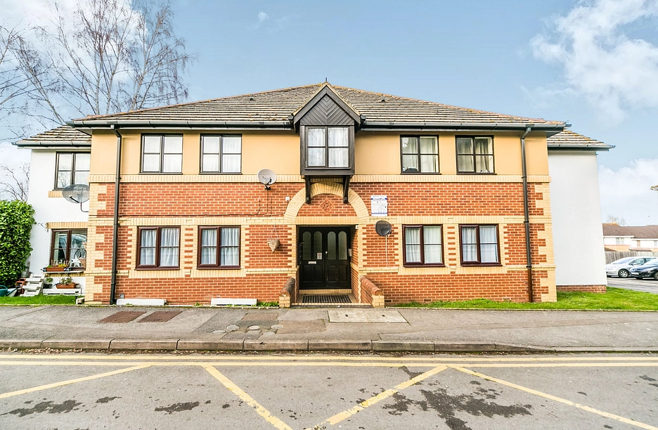 2 bedroom apartment to rent - Walkers Place, Reading, RG30 - Property View 1