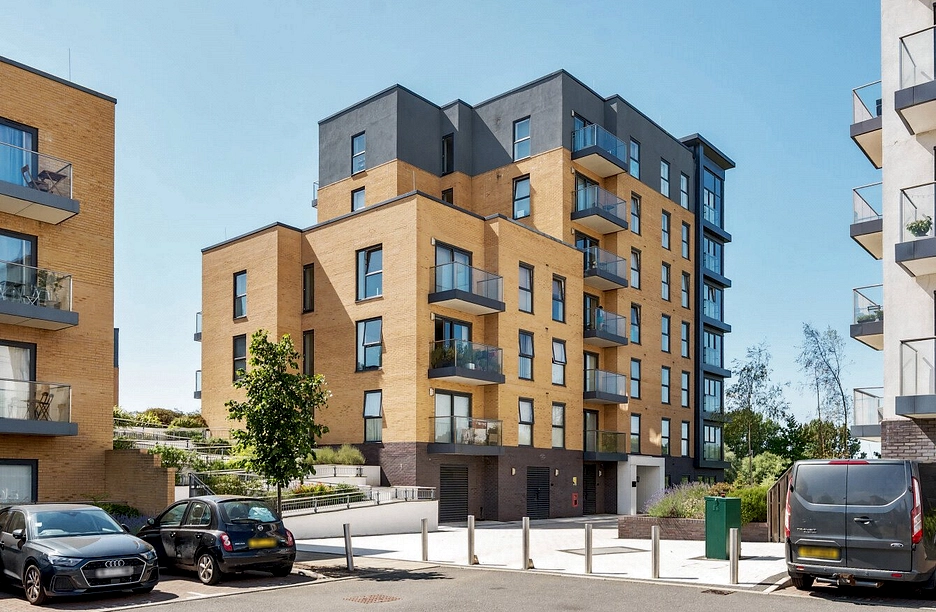 2 bedroom apartment to rent - Montagu House, Padworth Avenue, Reading, RG2 - Property View 1