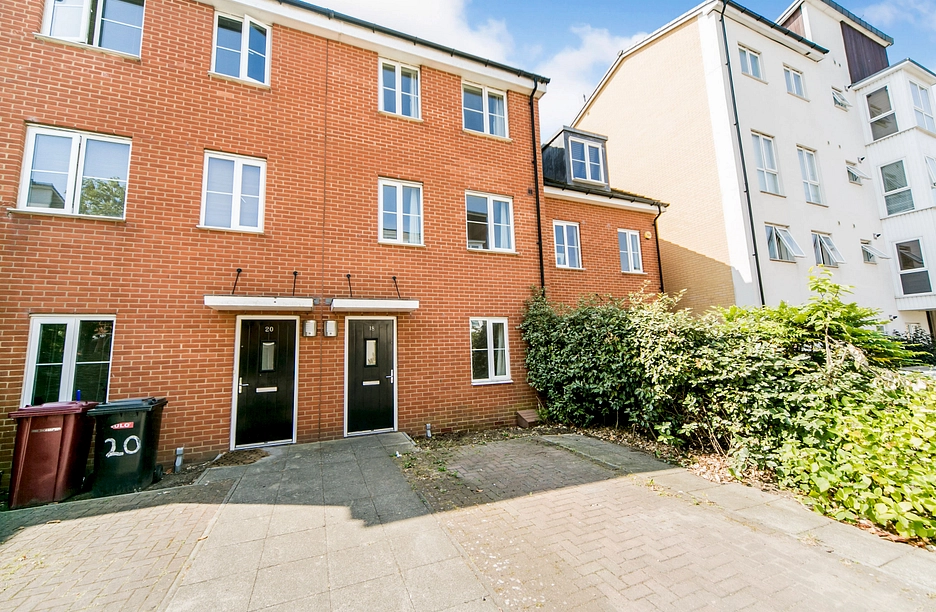 3 bedroom townhouse to rent - Gweal Avenue, Reading, RG2 - Property View 1