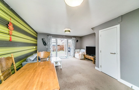 3 bedroom terraced to rent - Longships Way, Reading, RG2 - Property View 2