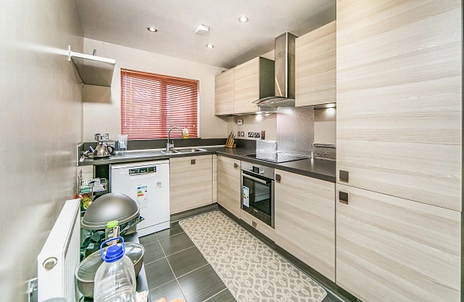 3 bedroom terraced to rent - Longships Way, Reading, RG2 - Property View 3