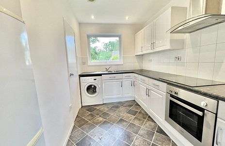 2 bedroom apartment for sale - Brittain Court, Sandhurst, Berkshire, GU47 - Property View 2