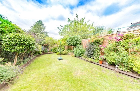 2 bedroom house for sale - Newtown Road, Sandhurst, Berkshire, GU47 - Property View 3